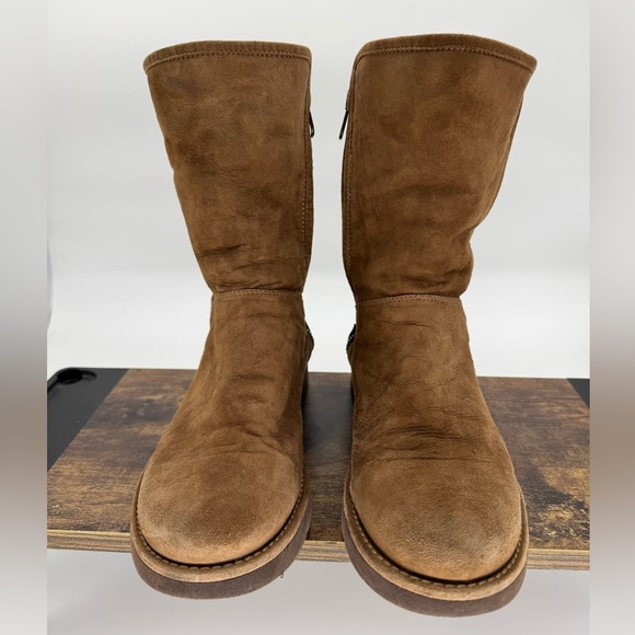 UGG Abree Short Made in Italy Shearling Boots – Size 8 (Style 1009250) - Picture 2 of 9